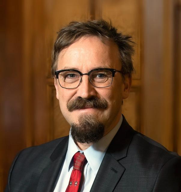 Headshot of Matthias von Davier